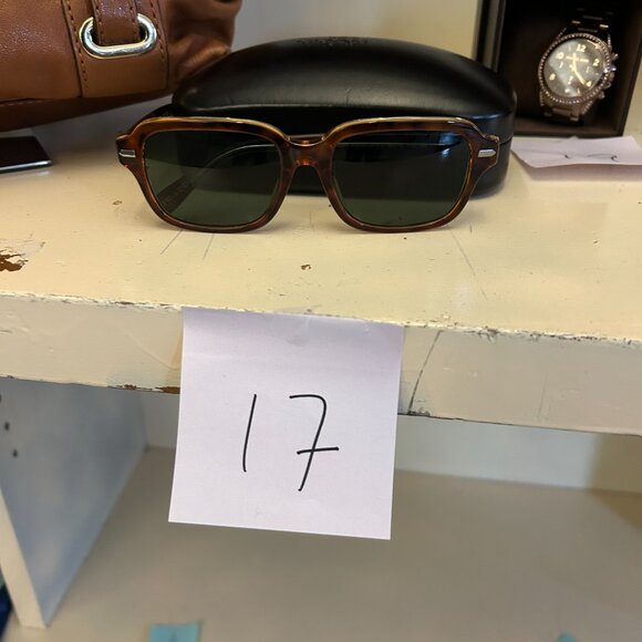 【9.28】#11-20 Preowned Value $100 Group - Picture 8 of 11